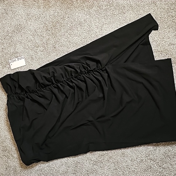 Nine West Dresses & Skirts - C6🔹️🖤Nine West Midi Black Skirt